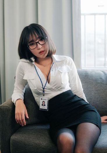 我偷偷的脱了姝姝的内裤电影_BD手机在线看