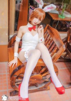 欧洲美女女同性做爰免费_720免费观看