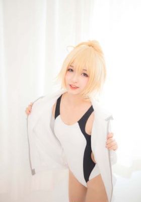 韩国年轻的嫂子_720在线视频播放
